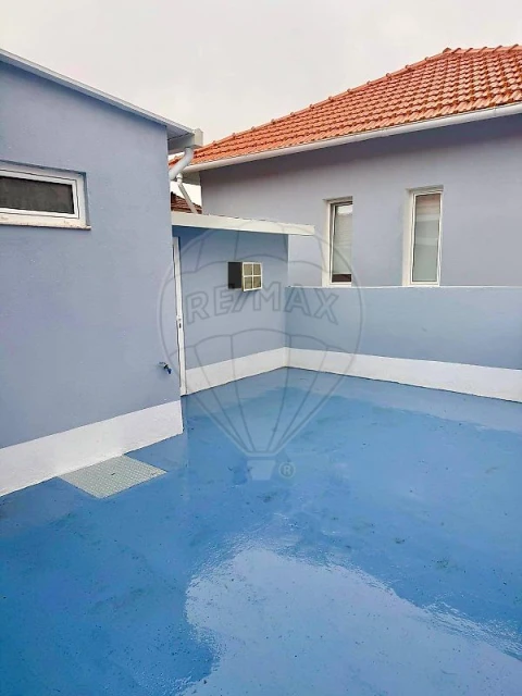 Moradia T2 para Arrendamento em Paranhos