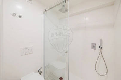 Moradia T4 para Venda em Carcavelos e Parede