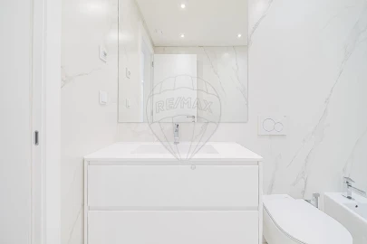 Moradia T4 para Venda em Carcavelos e Parede