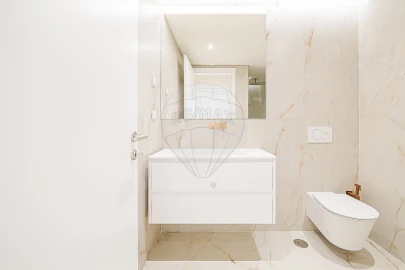 Moradia T4 para Venda em Carcavelos e Parede