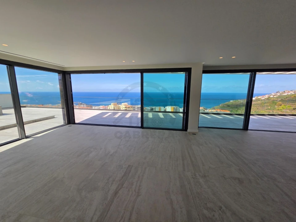 Apartamento T4 para Venda em São Martinho Foto 7