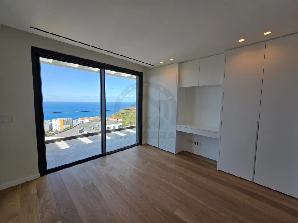 Apartamento T4 para Venda em São Martinho Foto 20