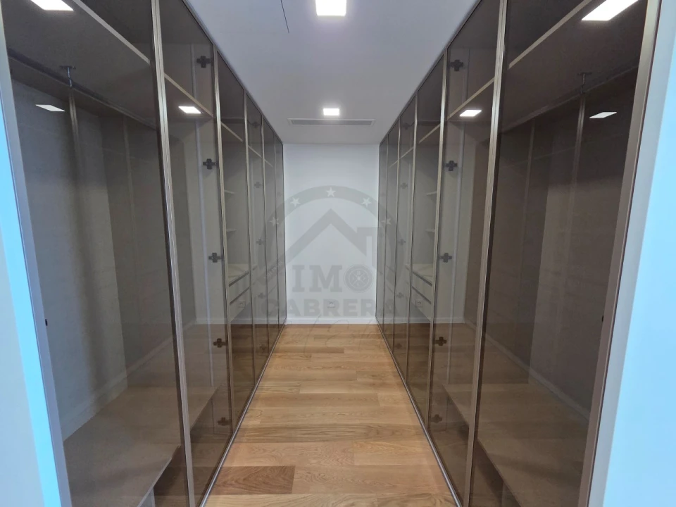 Apartamento T4 para Venda em São Martinho Foto 35