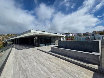 Apartamento T4 para Venda em São Martinho