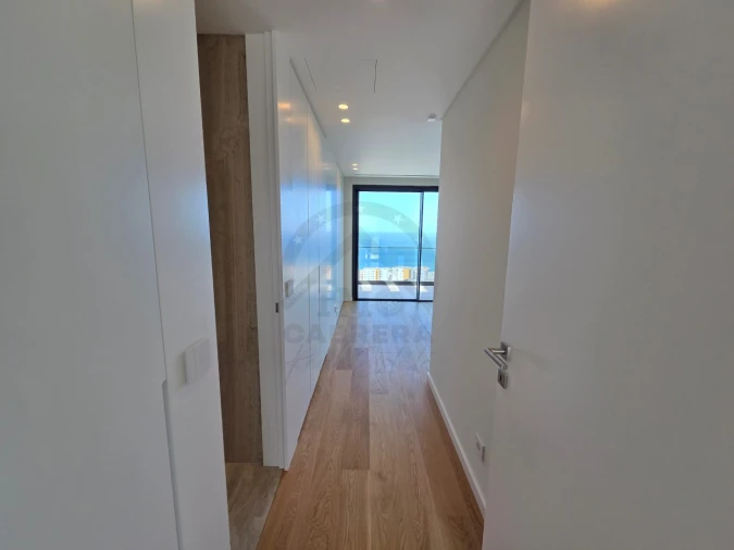 Apartamento T4 para Venda em São Martinho Foto 25