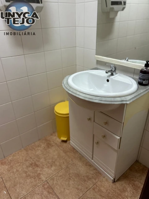 Negócio para Arrendamento em Avenidas Novas