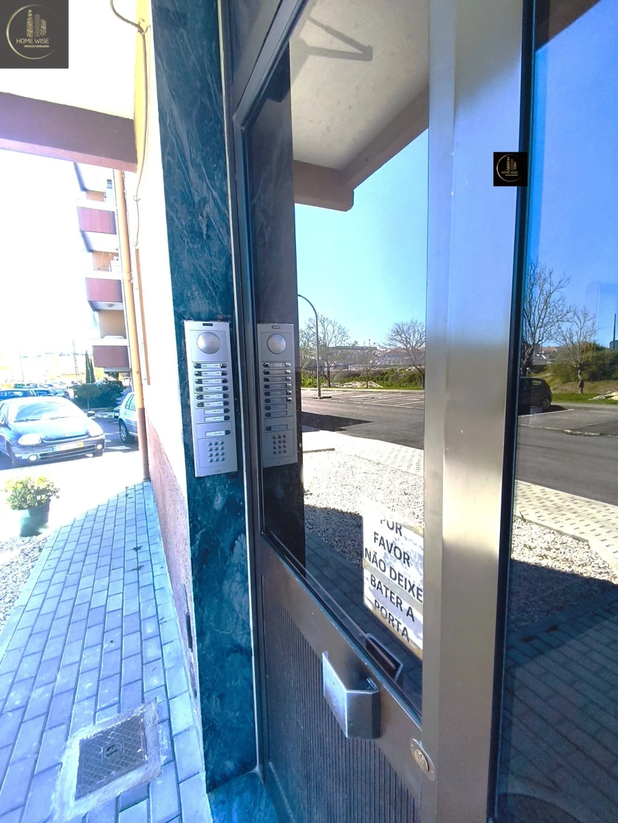 Apartamento T2 para Venda em Arruda dos Vinhos Foto 6