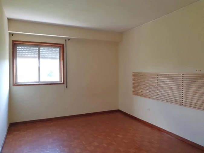 Apartamento T3 para Venda em Oliveira do Douro Foto 8
