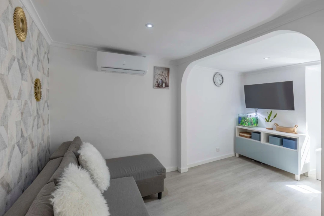 Apartamento T1 para Venda em Misericórdia Foto 24