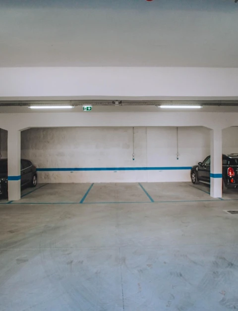 Apartamento T1 para Venda em Urgezes