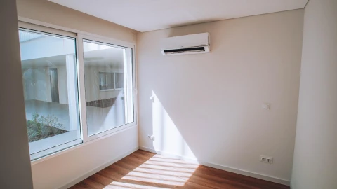 Apartamento T1 para Venda em Urgezes