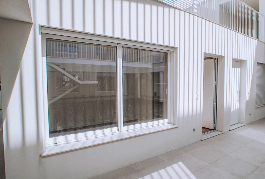 Apartamento T1 para Venda em Urgezes Foto 9