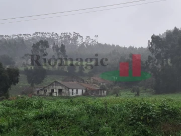 Armazém para Venda em Rio Maior