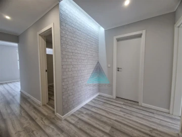 Apartamento T2 para Arrendamento em Seixal, Arrentela e Aldeia de Paio Pires