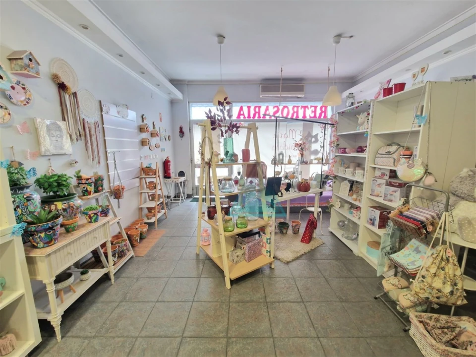 Loja para Venda em Amora Foto 2