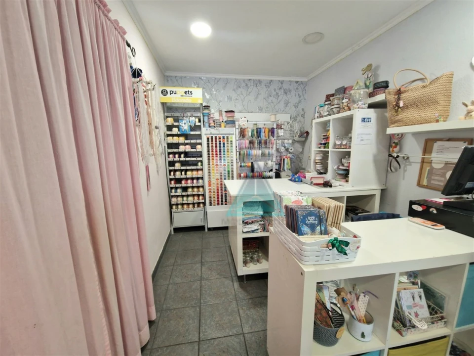 Loja para Venda em Amora Foto 4