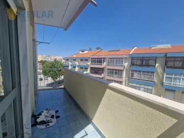 Apartamento T2 para Venda em Póvoa de Santa Iria e Forte da Casa