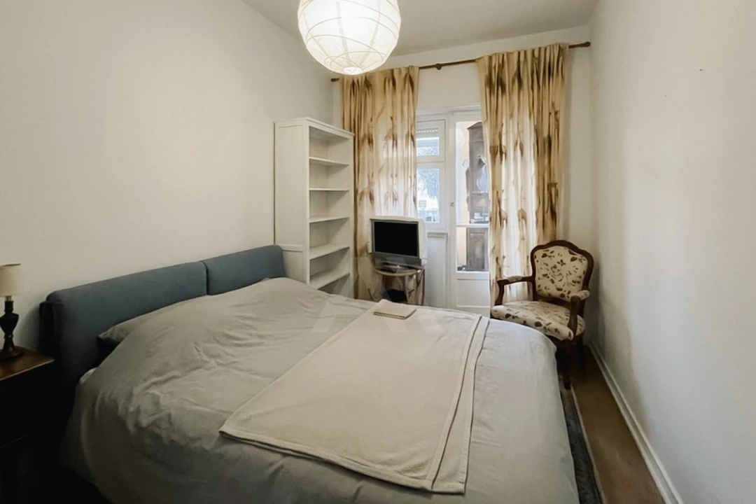 Apartamento T3 para Venda em Carcavelos e Parede Foto 9