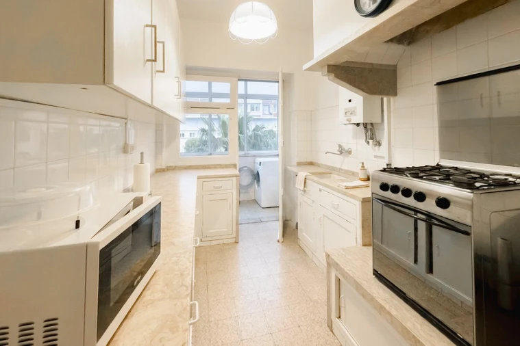 Apartamento T3 para Venda em Carcavelos e Parede Foto 14