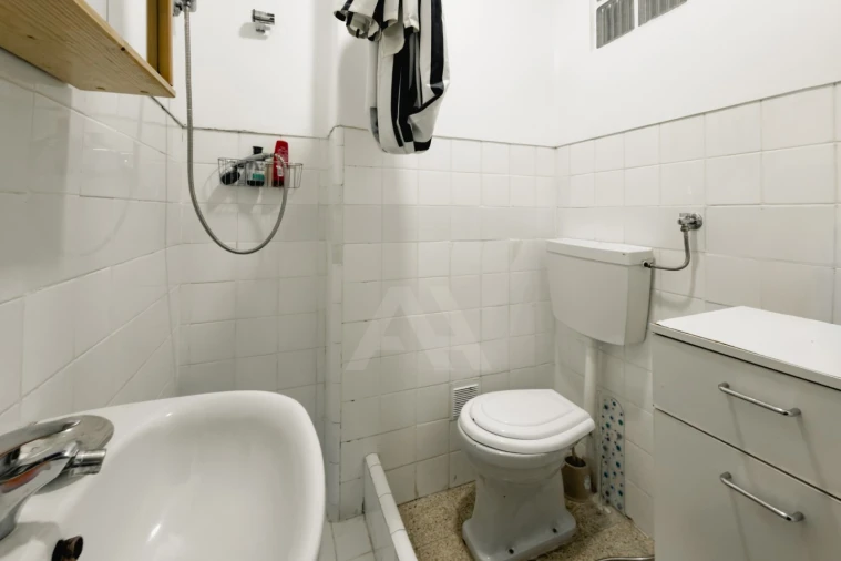 Apartamento T3 para Venda em Carcavelos e Parede Foto 15