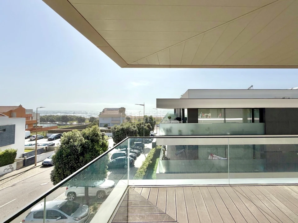 Apartamento T2 para Arrendamento em Canidelo Foto 10