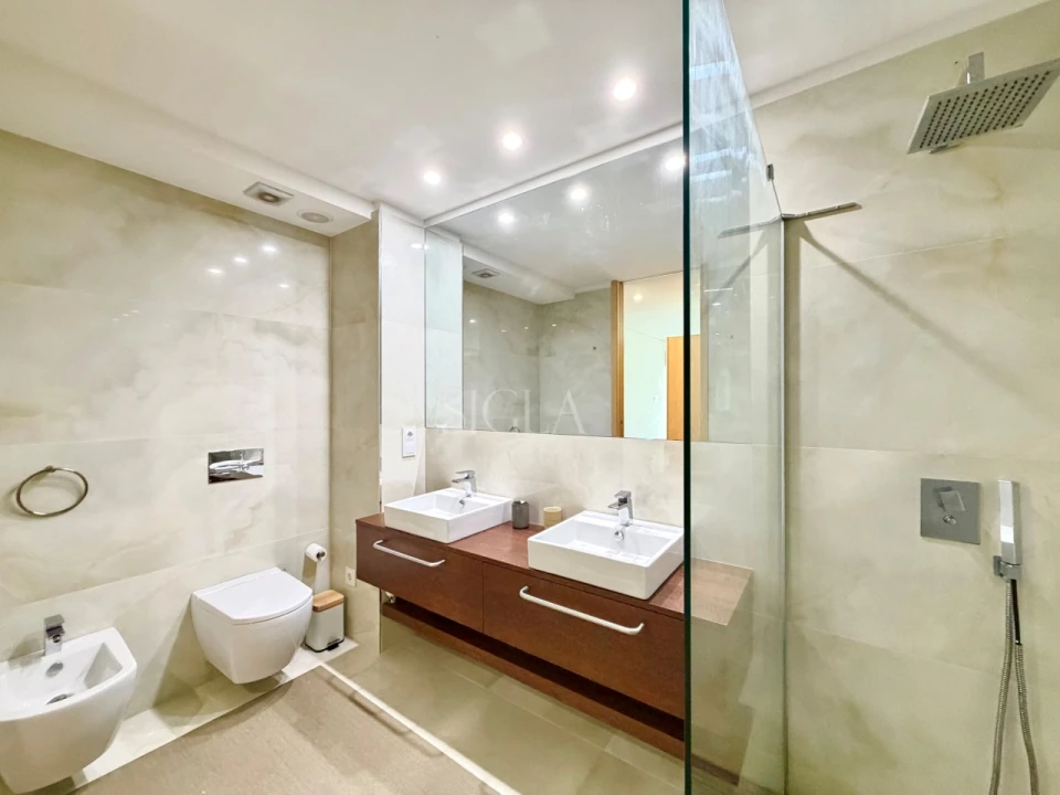 Apartamento T2 para Arrendamento em Canidelo Foto 22