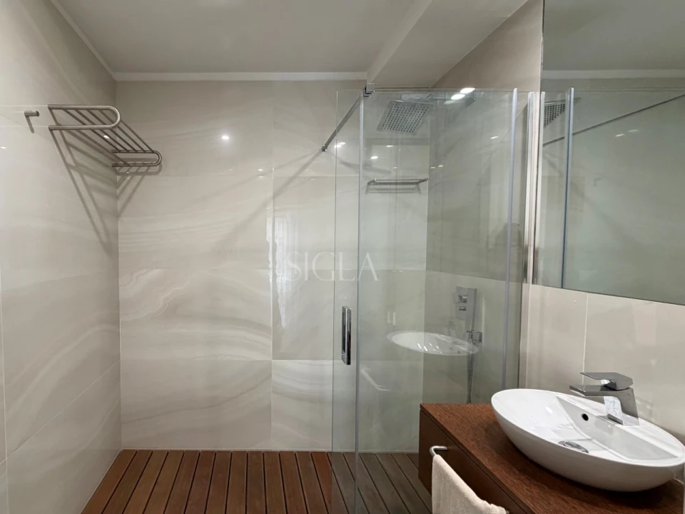 Apartamento T2 para Arrendamento em Canidelo Foto 24