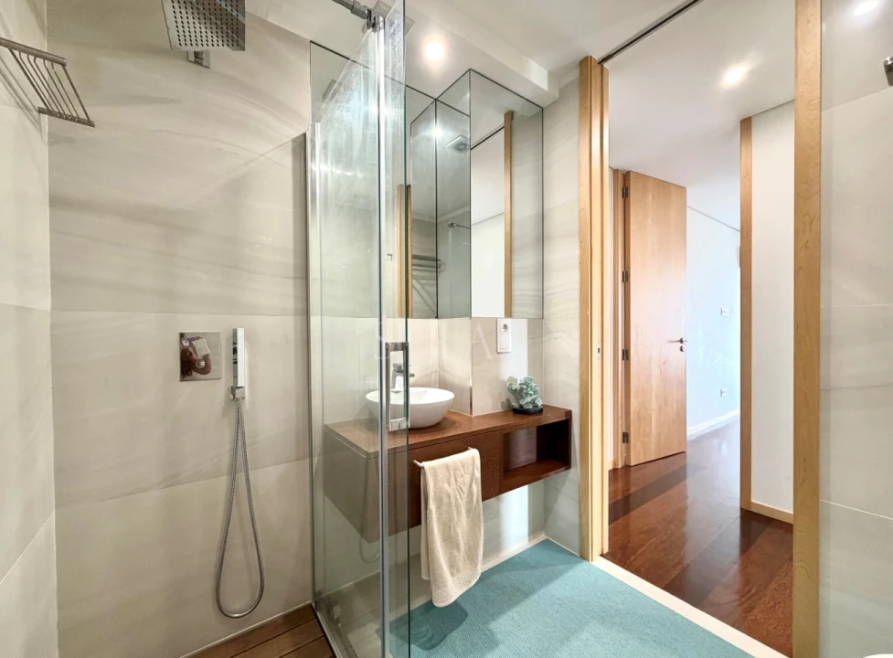 Apartamento T2 para Arrendamento em Canidelo Foto 25