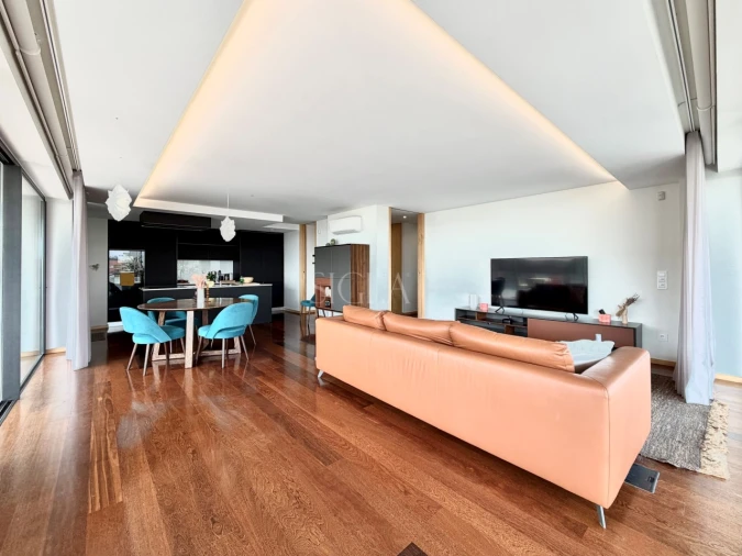 Apartamento T2 para Arrendamento em Canidelo Foto 6