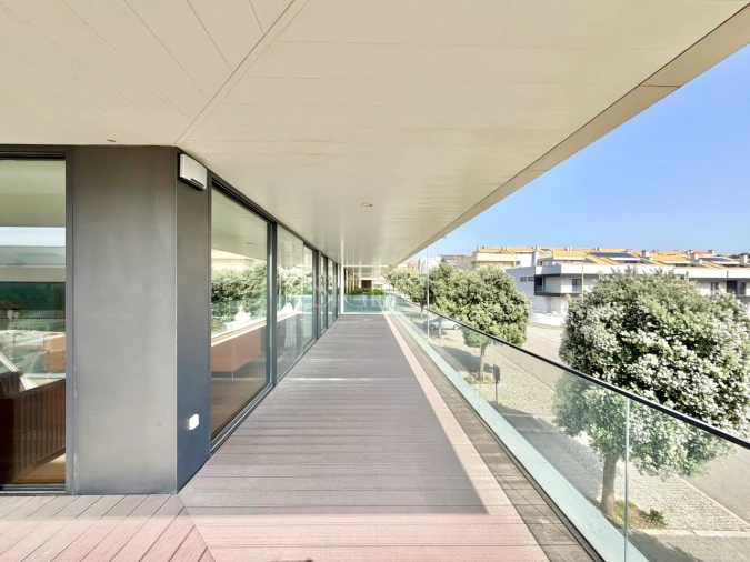 Apartamento T2 para Arrendamento em Canidelo Foto 17