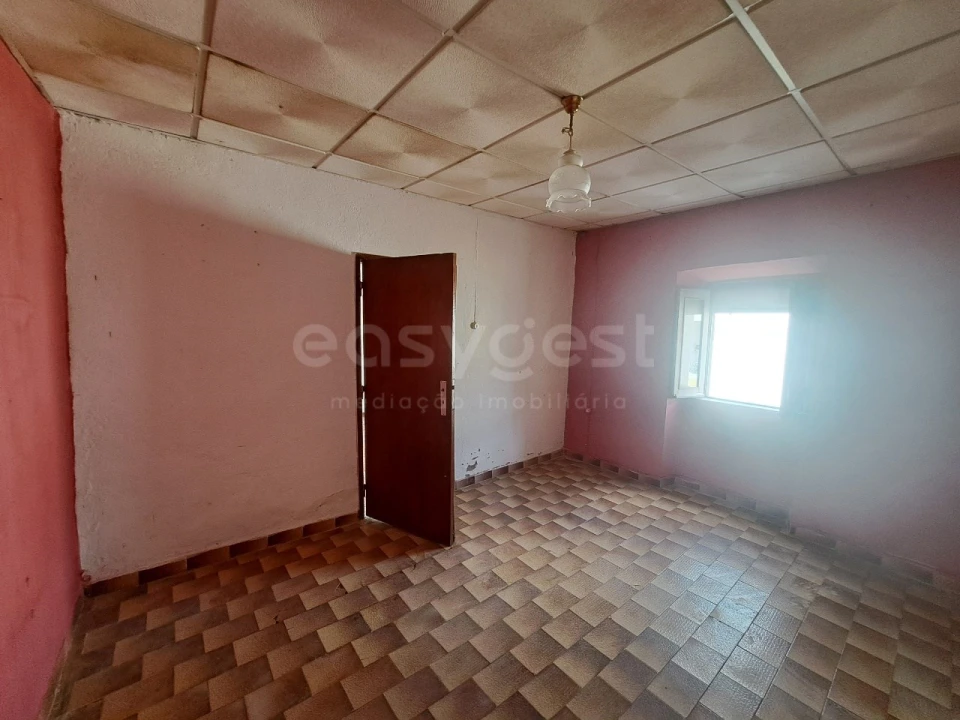 Moradia T4 para Venda em Albernoa e Trindade Foto 4