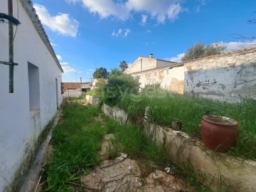 Moradia T4 para Venda em Albernoa e Trindade