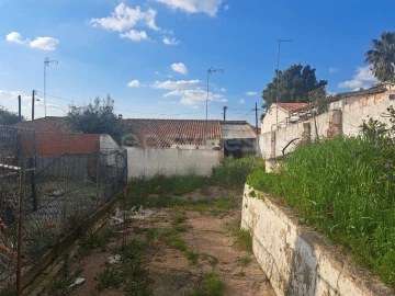 Moradia T4 para Venda em Albernoa e Trindade
