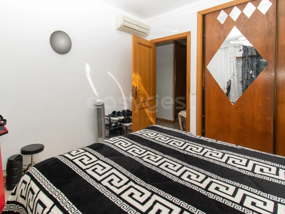 Apartamento T3 para Venda em Vila Real de Santo Antonio Foto 7