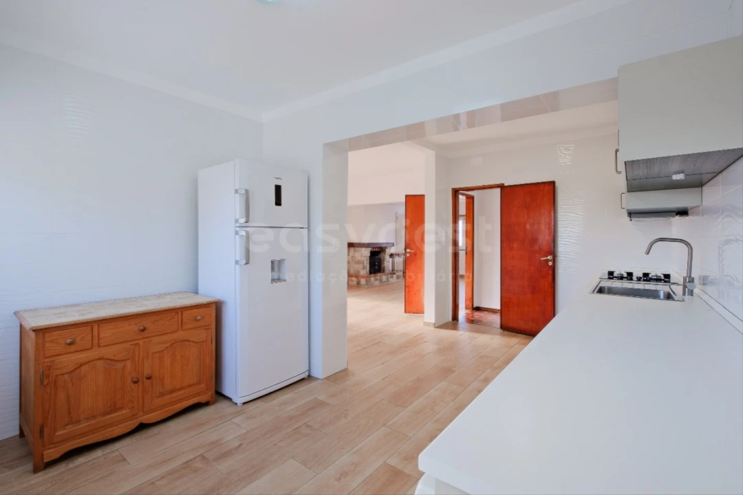 Moradia T3 para Arrendamento em São Domingos de Rana Foto 4