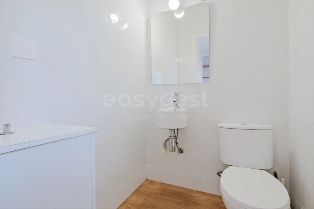 Moradia T3 para Arrendamento em São Domingos de Rana Foto 7