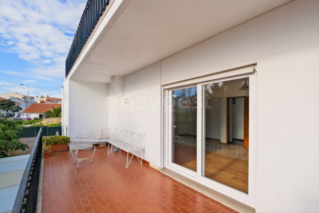 Moradia T3 para Arrendamento em São Domingos de Rana Foto 13