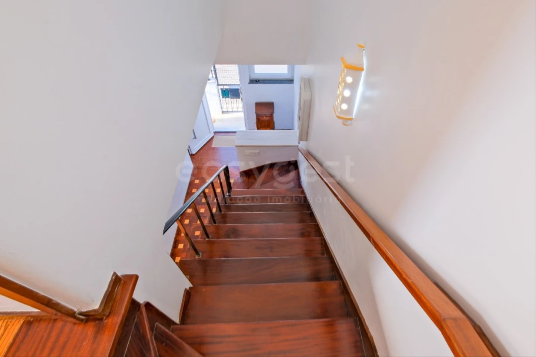 Moradia T3 para Arrendamento em São Domingos de Rana Foto 37