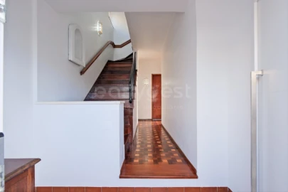 Moradia T3 para Arrendamento em São Domingos de Rana