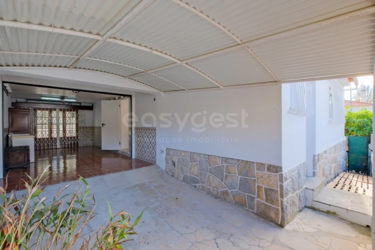 Moradia T3 para Arrendamento em São Domingos de Rana Foto 39