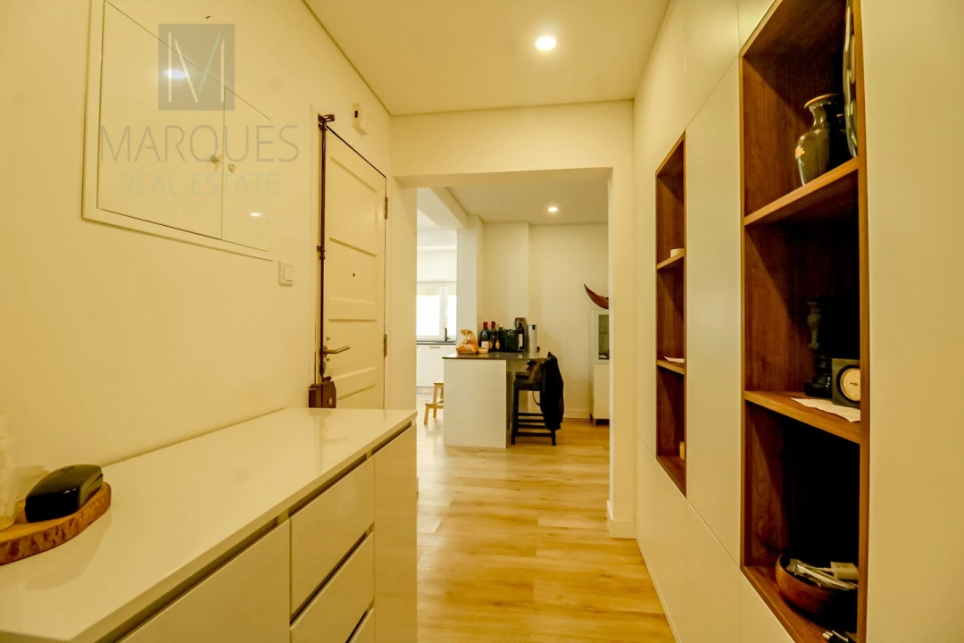 Apartamento T3 para Venda em Almada, Cova da Piedade, Pragal e Cacilhas Foto 1