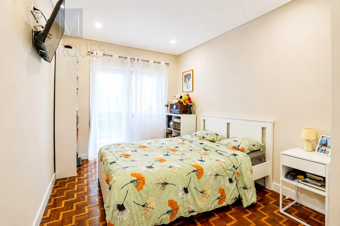 Apartamento T3 para Venda em Almada, Cova da Piedade, Pragal e Cacilhas Foto 17