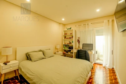 Apartamento T3 para Venda em Almada, Cova da Piedade, Pragal e Cacilhas