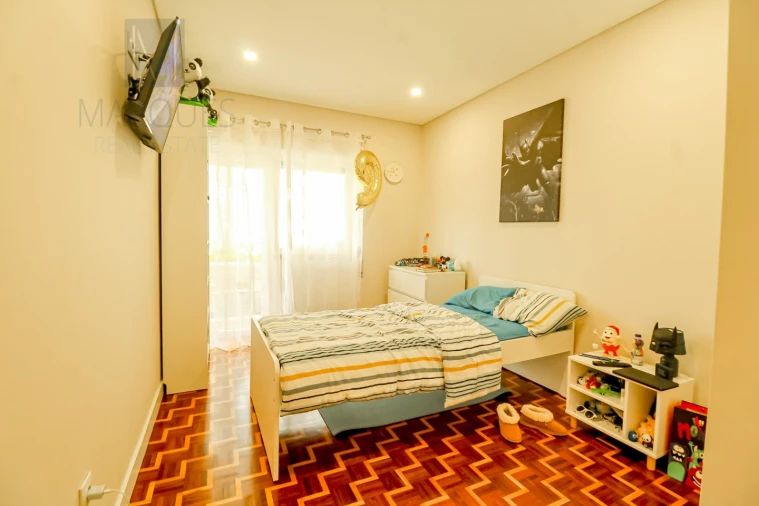 Apartamento T3 para Venda em Almada, Cova da Piedade, Pragal e Cacilhas Foto 15