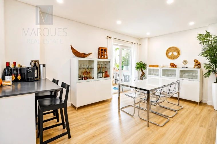 Apartamento T3 para Venda em Almada, Cova da Piedade, Pragal e Cacilhas Foto 5