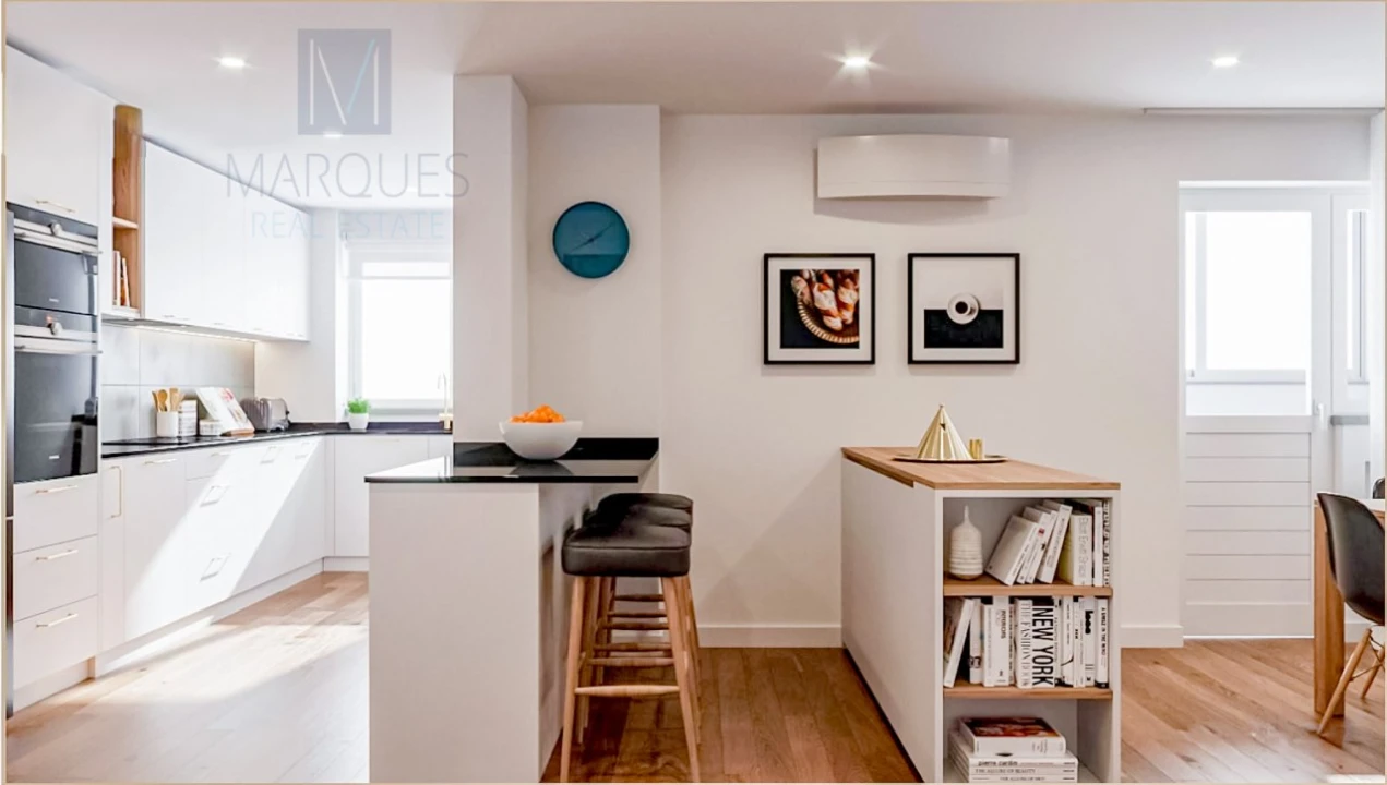 Apartamento T3 para Venda em Almada, Cova da Piedade, Pragal e Cacilhas Foto 5