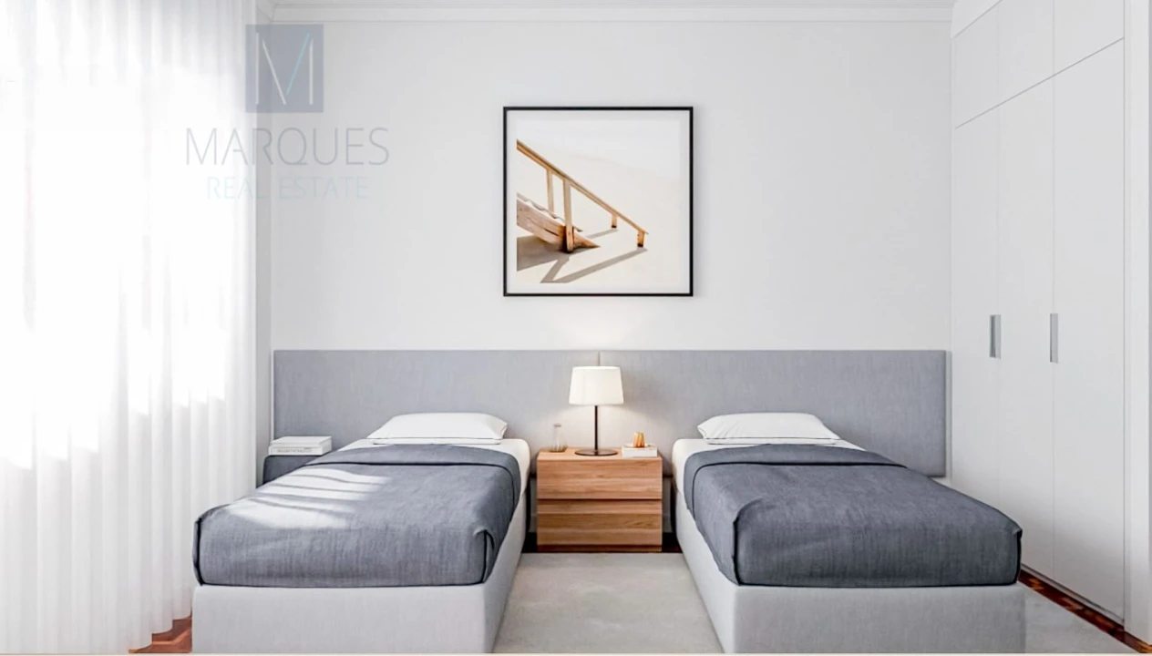 Apartamento T3 para Venda em Almada, Cova da Piedade, Pragal e Cacilhas Foto 22