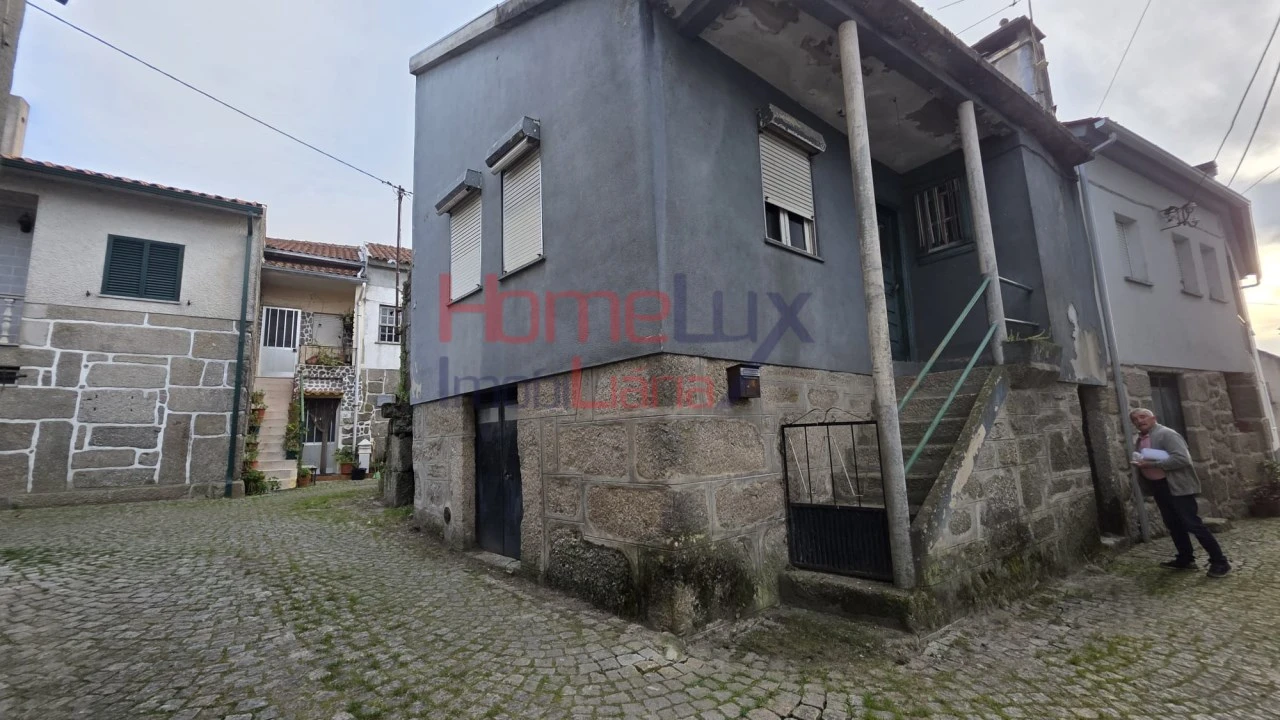 Moradia T2 para Venda em Silgueiros Foto 4