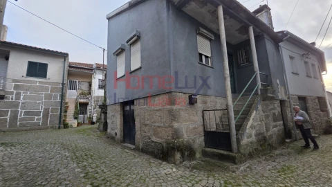 Moradia T2 para Venda em Silgueiros