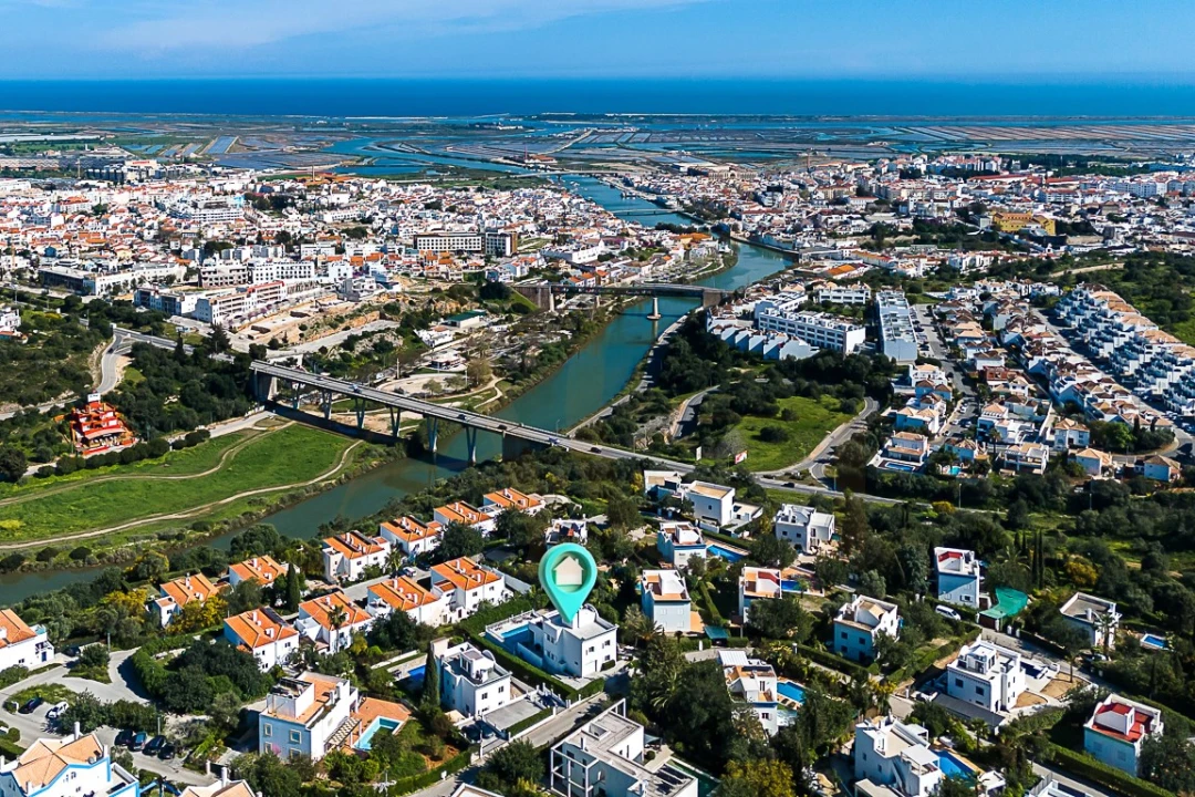 Moradia T4 para Venda em Tavira (Santa Maria e Santiago) Foto 8